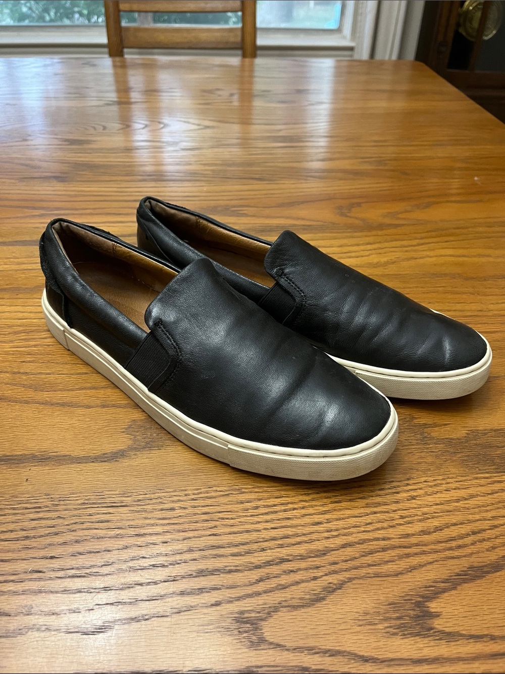Frye Ivy Slip-on shoes